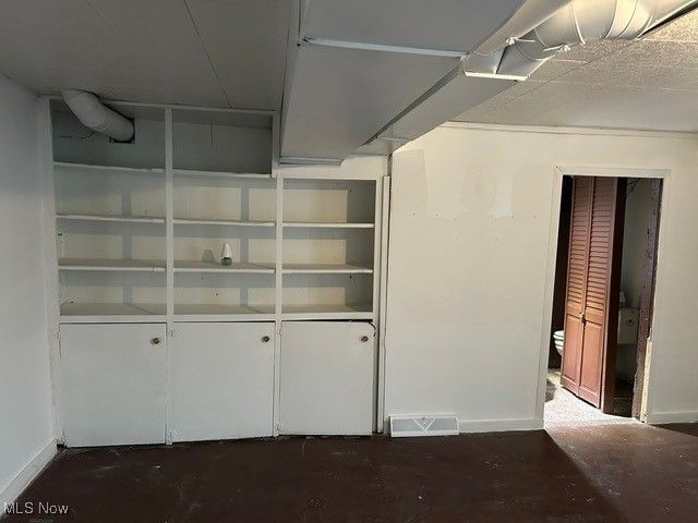 353 Division Street, Youngstown, OH 44509