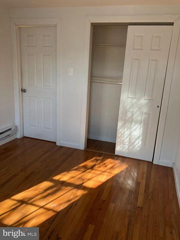 1920 FONTAIN ST, Philadelphia, PA 19121