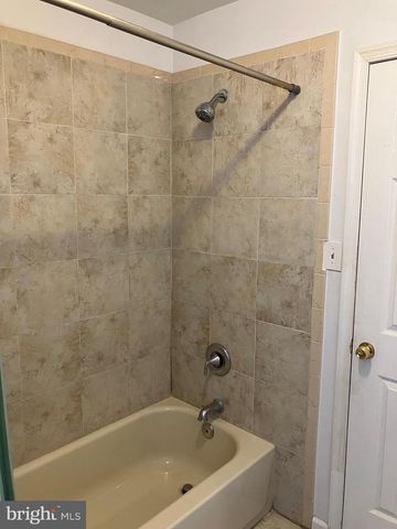 1920 FONTAIN ST, Philadelphia, PA 19121