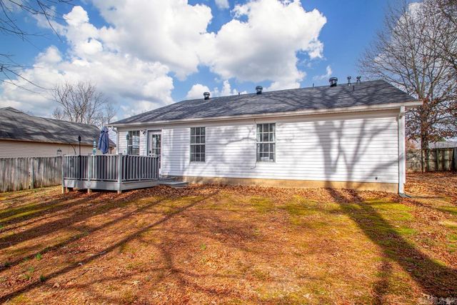 2205 Greenleaf Drive, Bryant, AR 72022