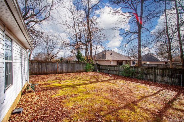 2205 Greenleaf Drive, Bryant, AR 72022