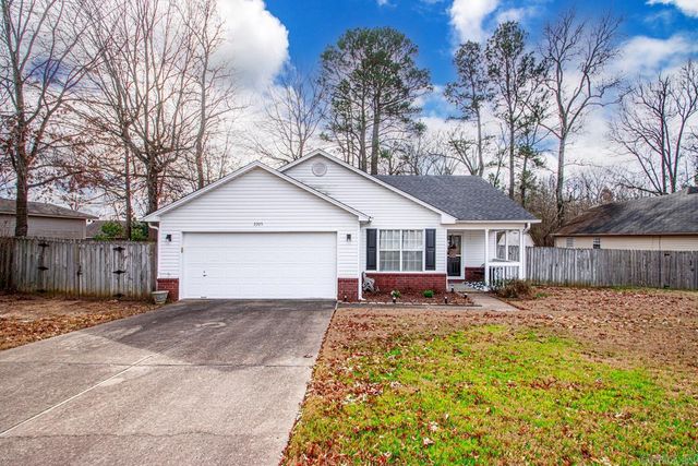 2205 Greenleaf Drive, Bryant, AR 72022