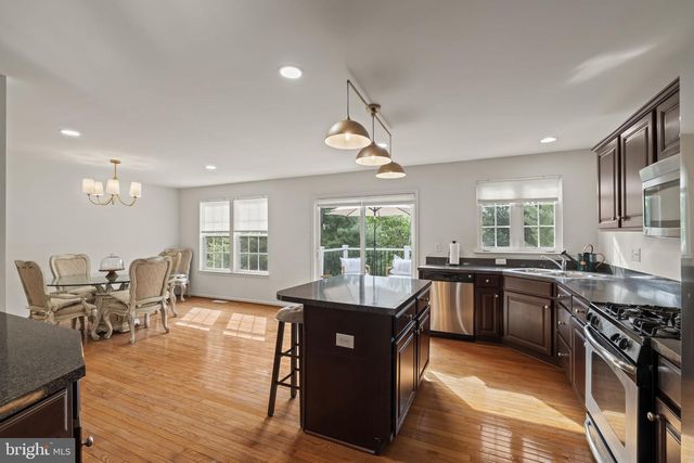 1572 JASON DR, Cinnaminson, NJ 08077