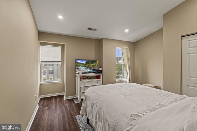 1572 JASON DR, Cinnaminson, NJ 08077