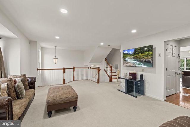 1572 JASON DR, Cinnaminson, NJ 08077