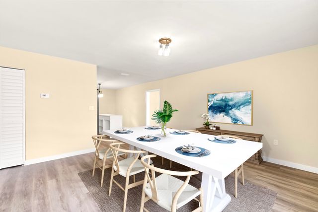 2105 Donald Avenue, Fort Pierce, FL 34946