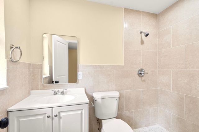 2105 Donald Avenue, Fort Pierce, FL 34946