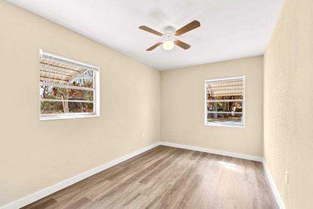 2105 Donald Avenue, Fort Pierce, FL 34946