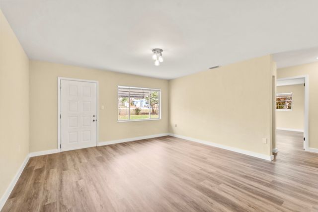 2105 Donald Avenue, Fort Pierce, FL 34946