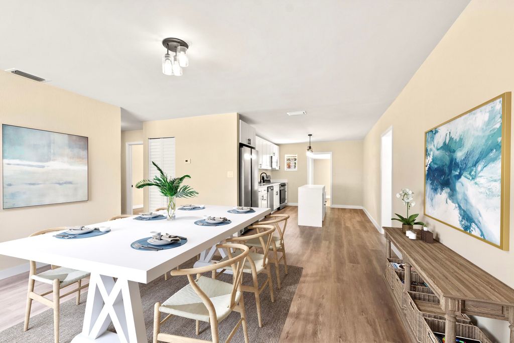 2105 Donald Avenue, Fort Pierce, FL 34946