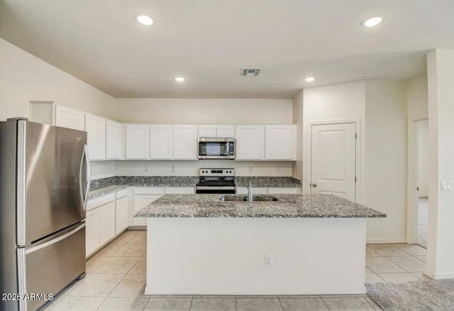 24149 W HUNTINGTON Drive, Buckeye, AZ 85326