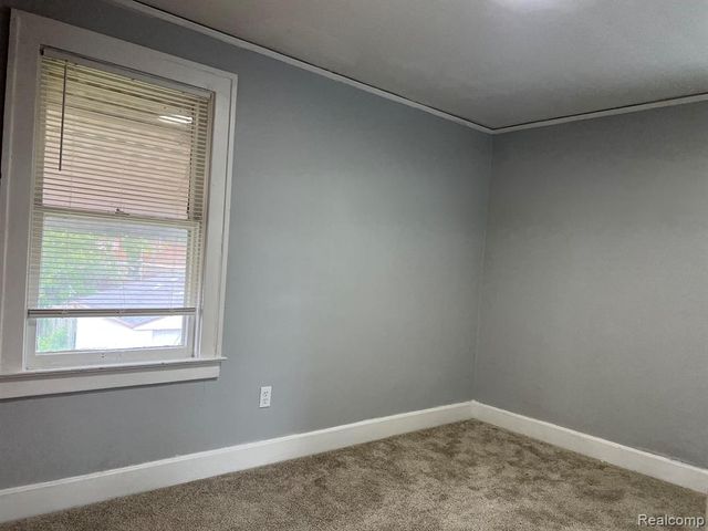 15385 Stansbury Street, Detroit, MI 48227
