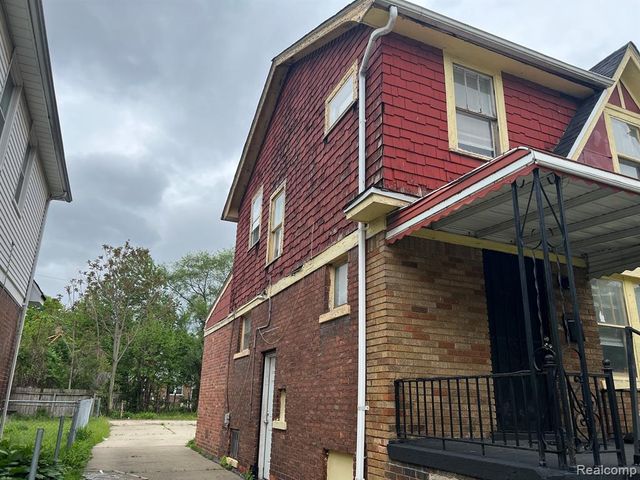 15385 Stansbury Street, Detroit, MI 48227