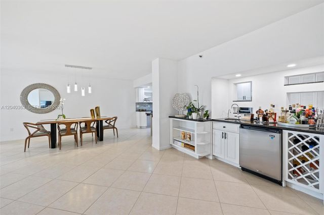 10175 Collins Ave 103, Bal Harbour, FL 33154