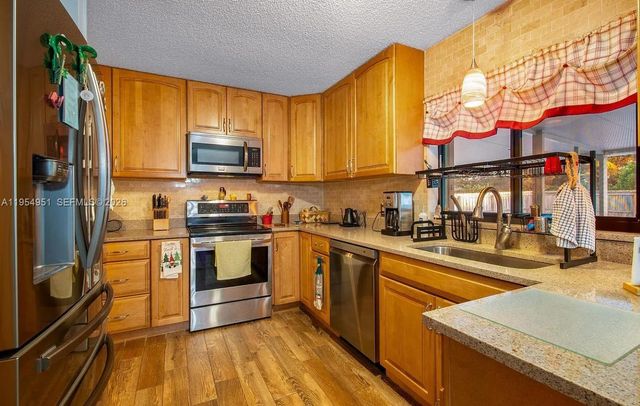 298 SE Grove, Port St. Lucie, Port St Lucie, FL 34983