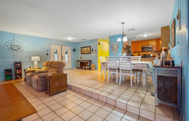 298 SE Grove, Port St. Lucie, Port St Lucie, FL 34983