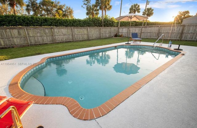 298 SE Grove, Port St. Lucie, Port St Lucie, FL 34983