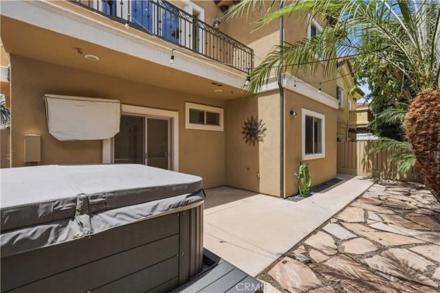 520 N Elena B, Redondo Beach, CA 90277