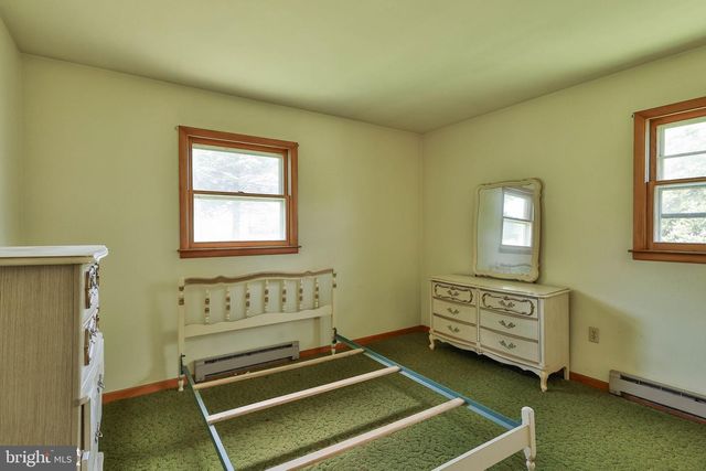 2649 NORTHVIEW AVE, Easton, PA 18045