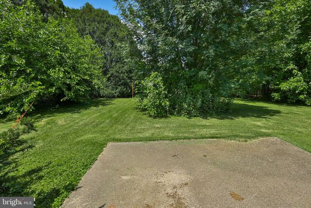 2649 NORTHVIEW AVE, Easton, PA 18045