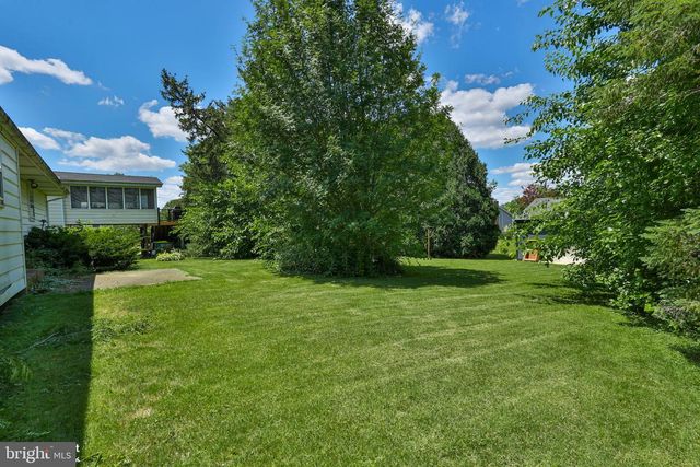 2649 NORTHVIEW AVE, Easton, PA 18045