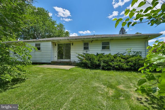 2649 NORTHVIEW AVE, Easton, PA 18045