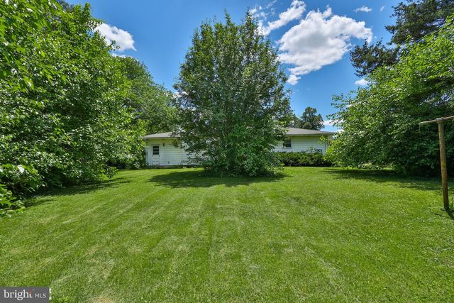 2649 NORTHVIEW AVE, Easton, PA 18045