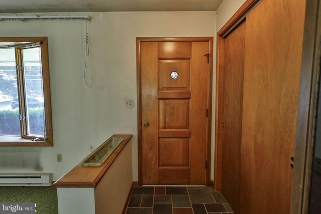 2649 NORTHVIEW AVE, Easton, PA 18045
