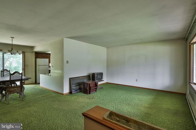2649 NORTHVIEW AVE, Easton, PA 18045