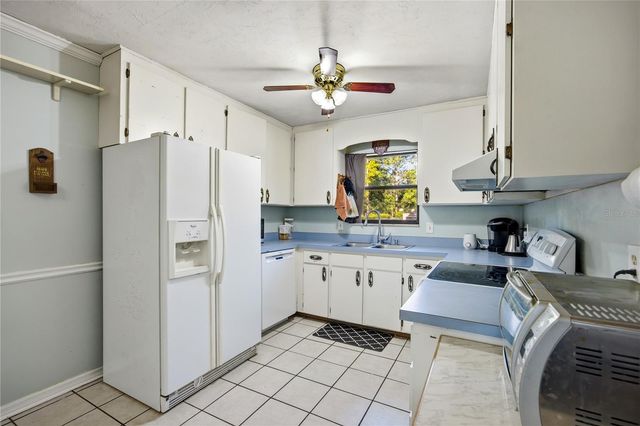 6319 NW 28TH TERRACE, Gainesville, FL 32653