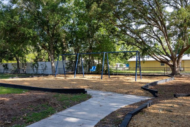 6319 NW 28TH TERRACE, Gainesville, FL 32653