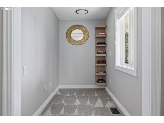 12050 Nw BIG FIR Cir, Portland, OR 97229