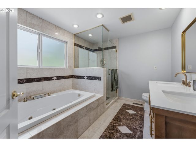 12050 Nw BIG FIR Cir, Portland, OR 97229