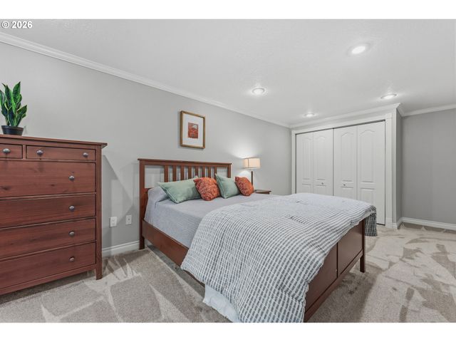 12050 Nw BIG FIR Cir, Portland, OR 97229