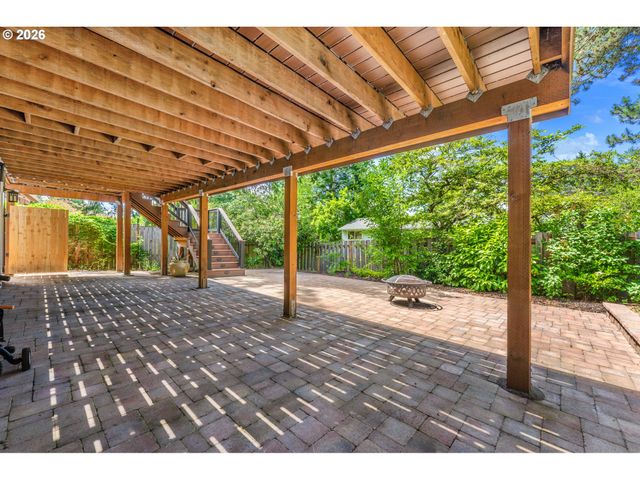 12050 Nw BIG FIR Cir, Portland, OR 97229