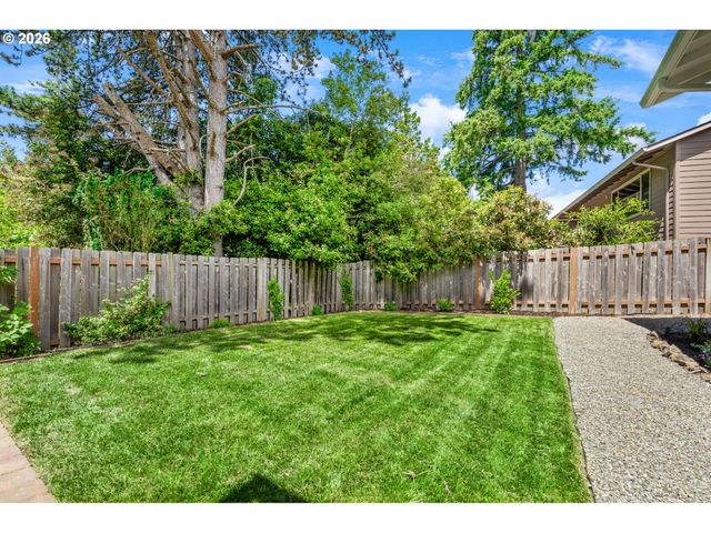 12050 Nw BIG FIR Cir, Portland, OR 97229