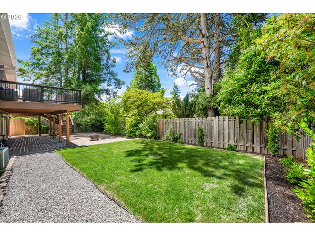 12050 Nw BIG FIR Cir, Portland, OR 97229
