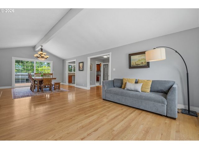 12050 Nw BIG FIR Cir, Portland, OR 97229