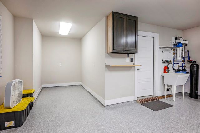 4009 Brookdale Road, Benbrook, TX 76116