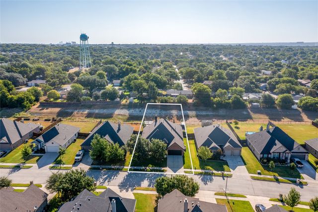 4009 Brookdale Road, Benbrook, TX 76116