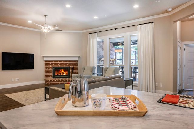 4009 Brookdale Road, Benbrook, TX 76116