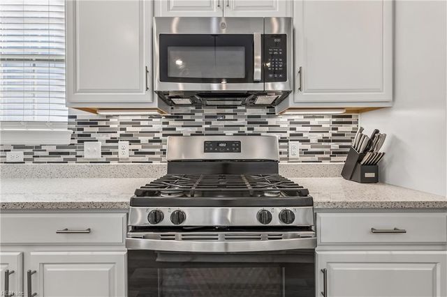 1920 Briton LN, Chesapeake, VA 23322