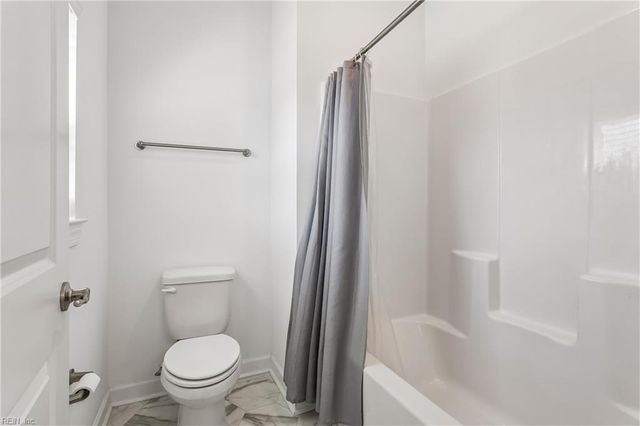 1920 Briton LN, Chesapeake, VA 23322