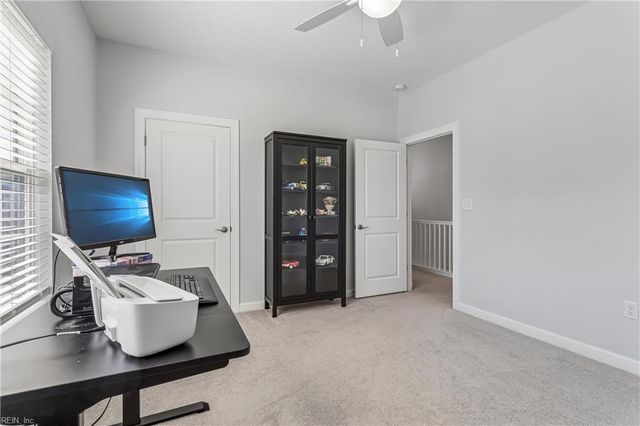 1920 Briton LN, Chesapeake, VA 23322