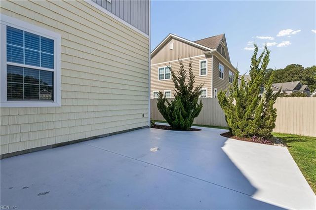 1920 Briton LN, Chesapeake, VA 23322