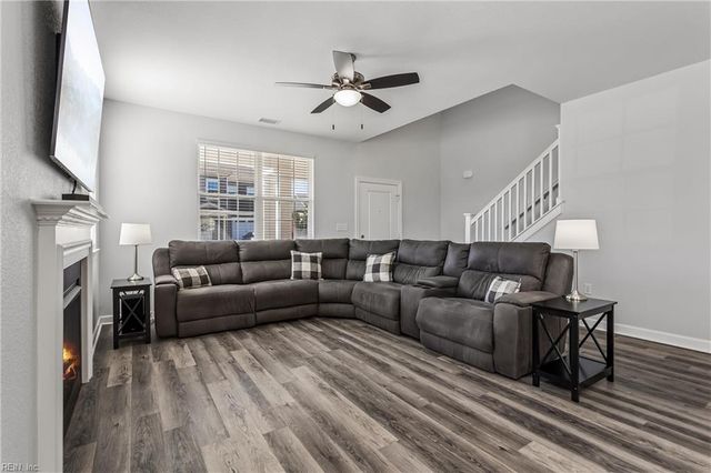 1920 Briton LN, Chesapeake, VA 23322