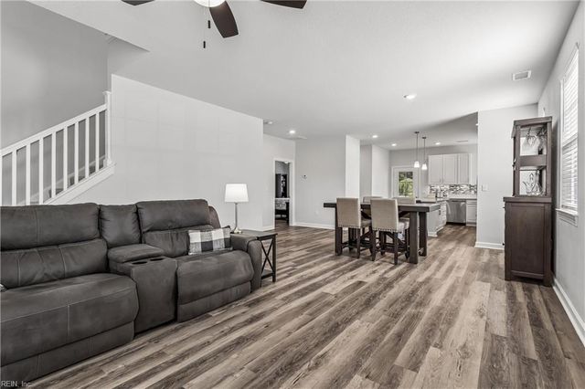1920 Briton LN, Chesapeake, VA 23322