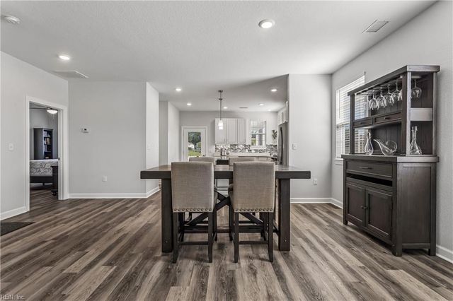 1920 Briton LN, Chesapeake, VA 23322