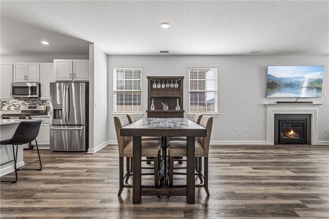 1920 Briton LN, Chesapeake, VA 23322