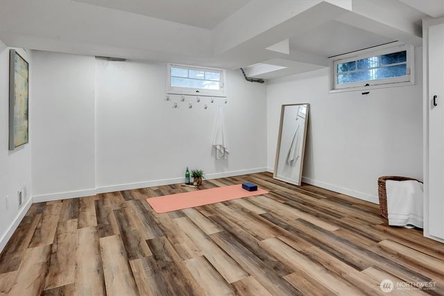 1518 4th Avenue N, Seattle, WA 98109